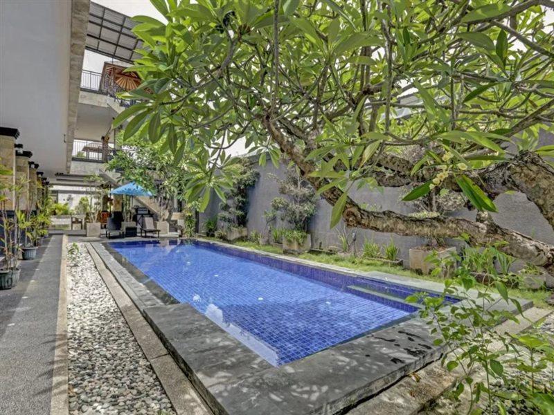 Super Oyo 3904 Kiki Residence Bali Легіан Екстер'єр фото
