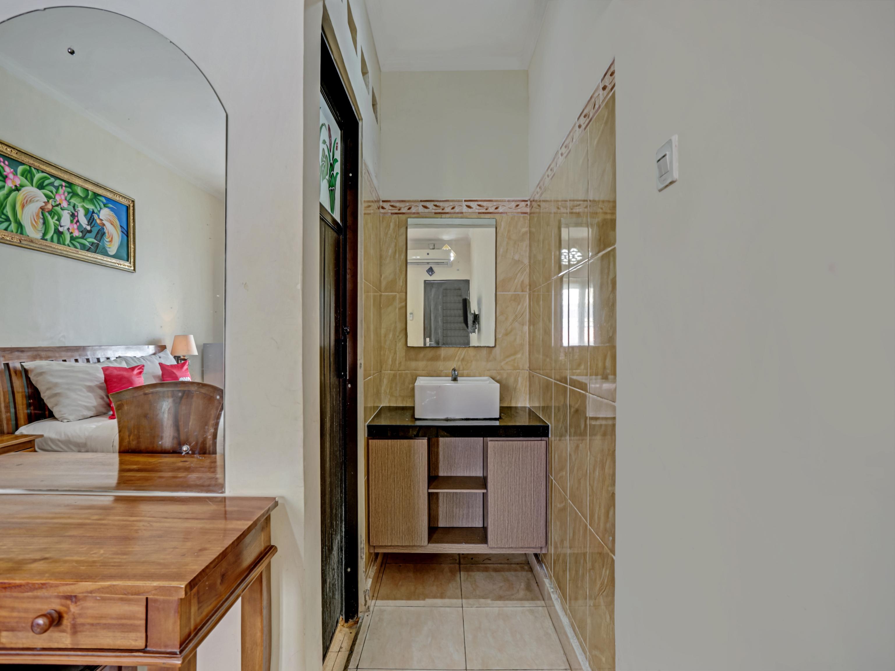 Super Oyo 3904 Kiki Residence Bali Легіан Екстер'єр фото