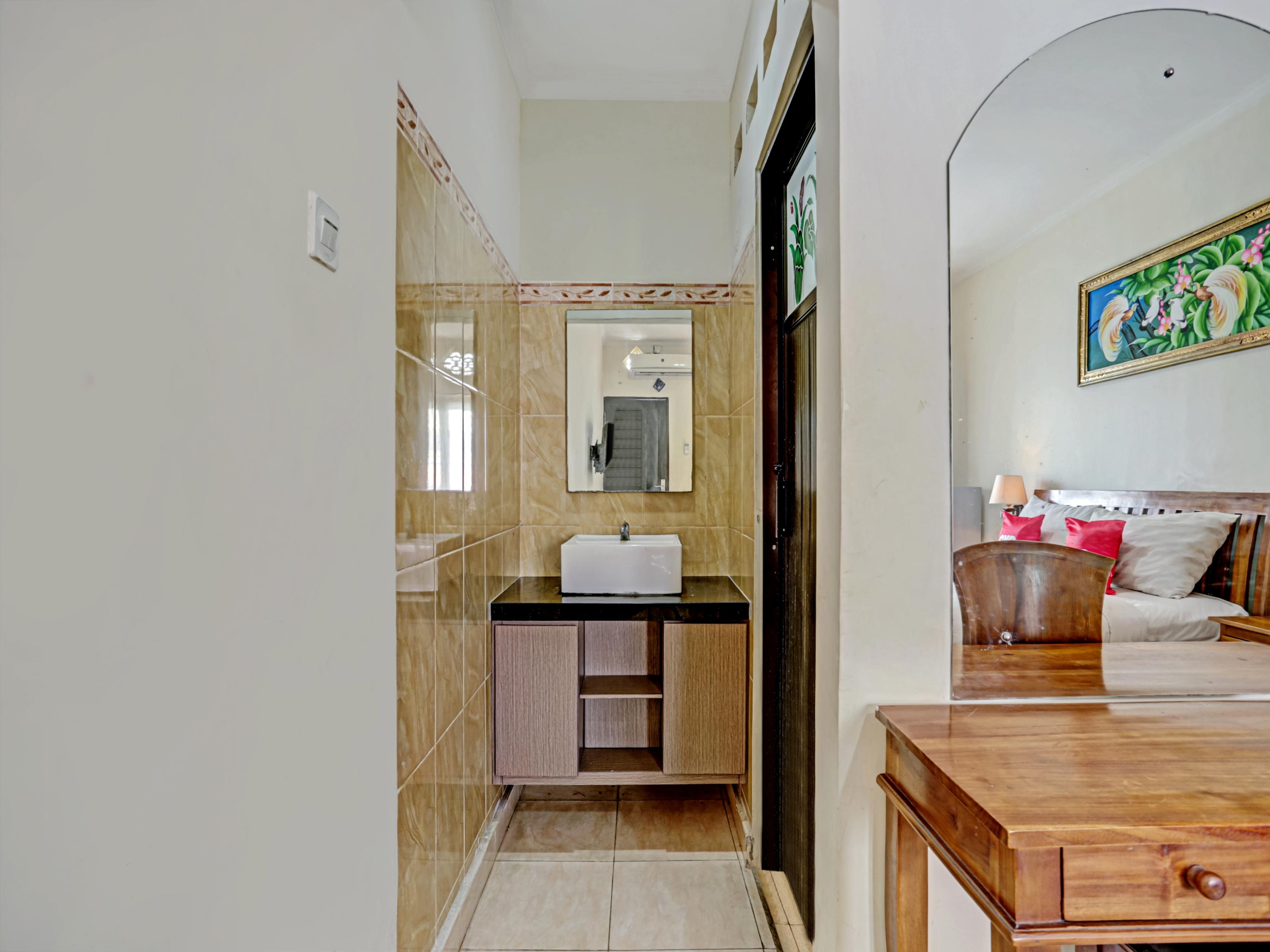 Super Oyo 3904 Kiki Residence Bali Легіан Екстер'єр фото