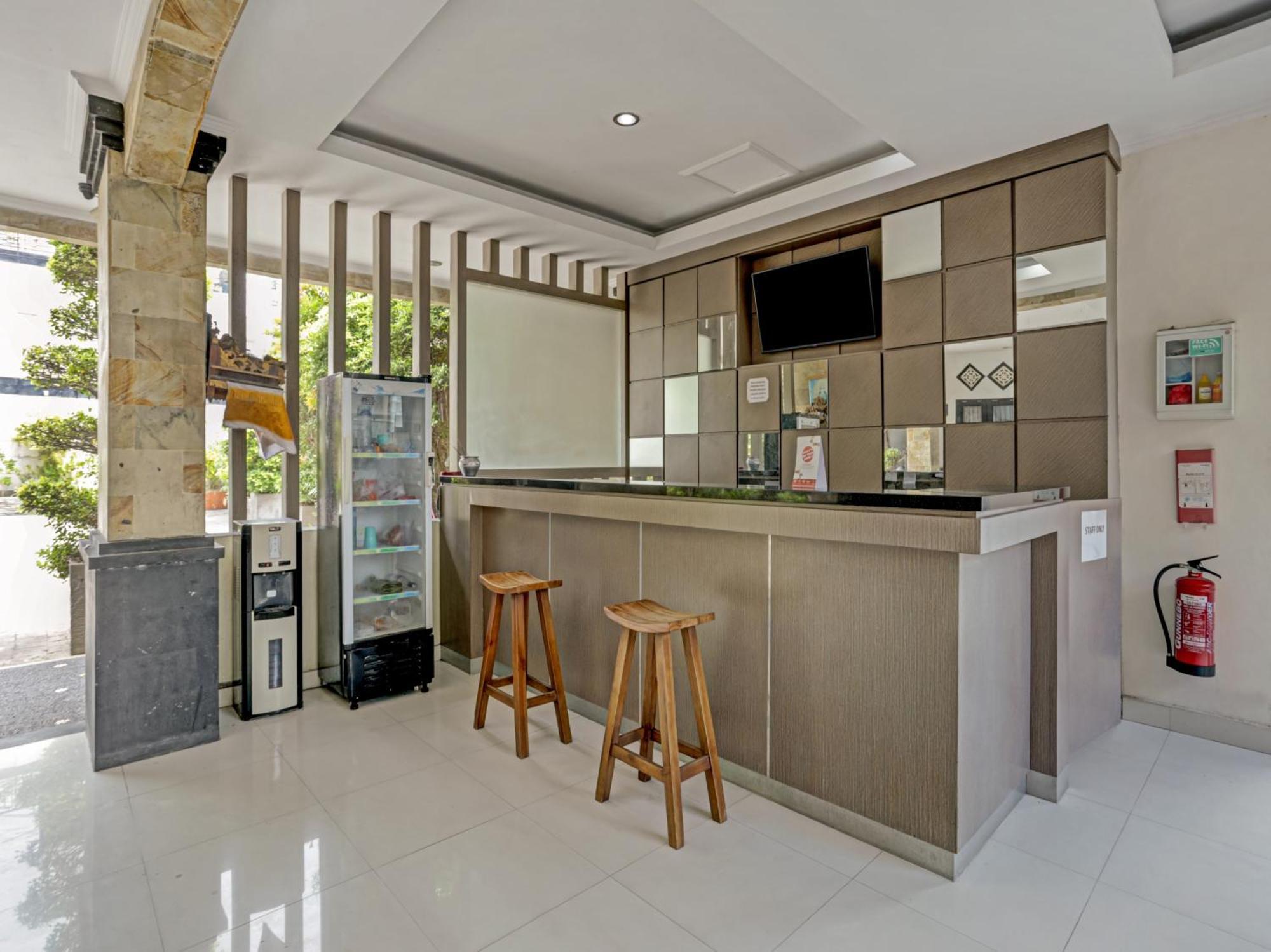 Super Oyo 3904 Kiki Residence Bali Легіан Екстер'єр фото