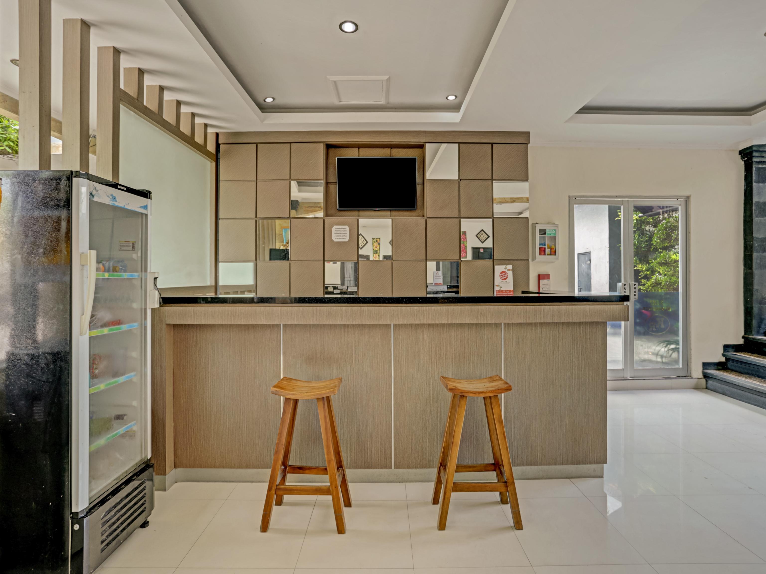Super Oyo 3904 Kiki Residence Bali Легіан Екстер'єр фото